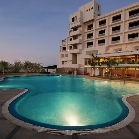 Seasons Rajkot Hotel Eksteriør billede